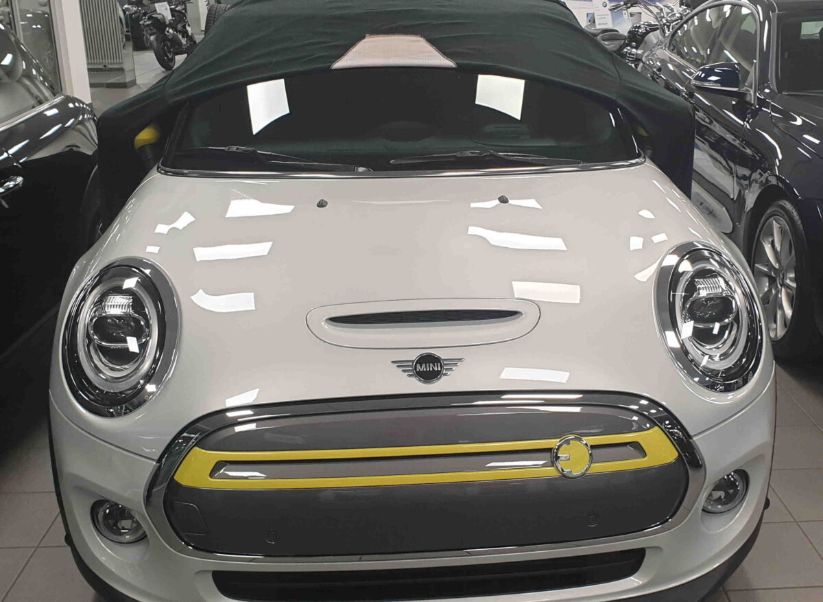 MINI SE all electric